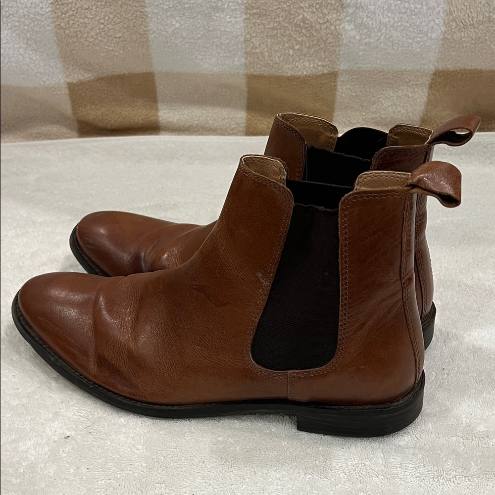 Men's Brown Leather Chelsea Boots